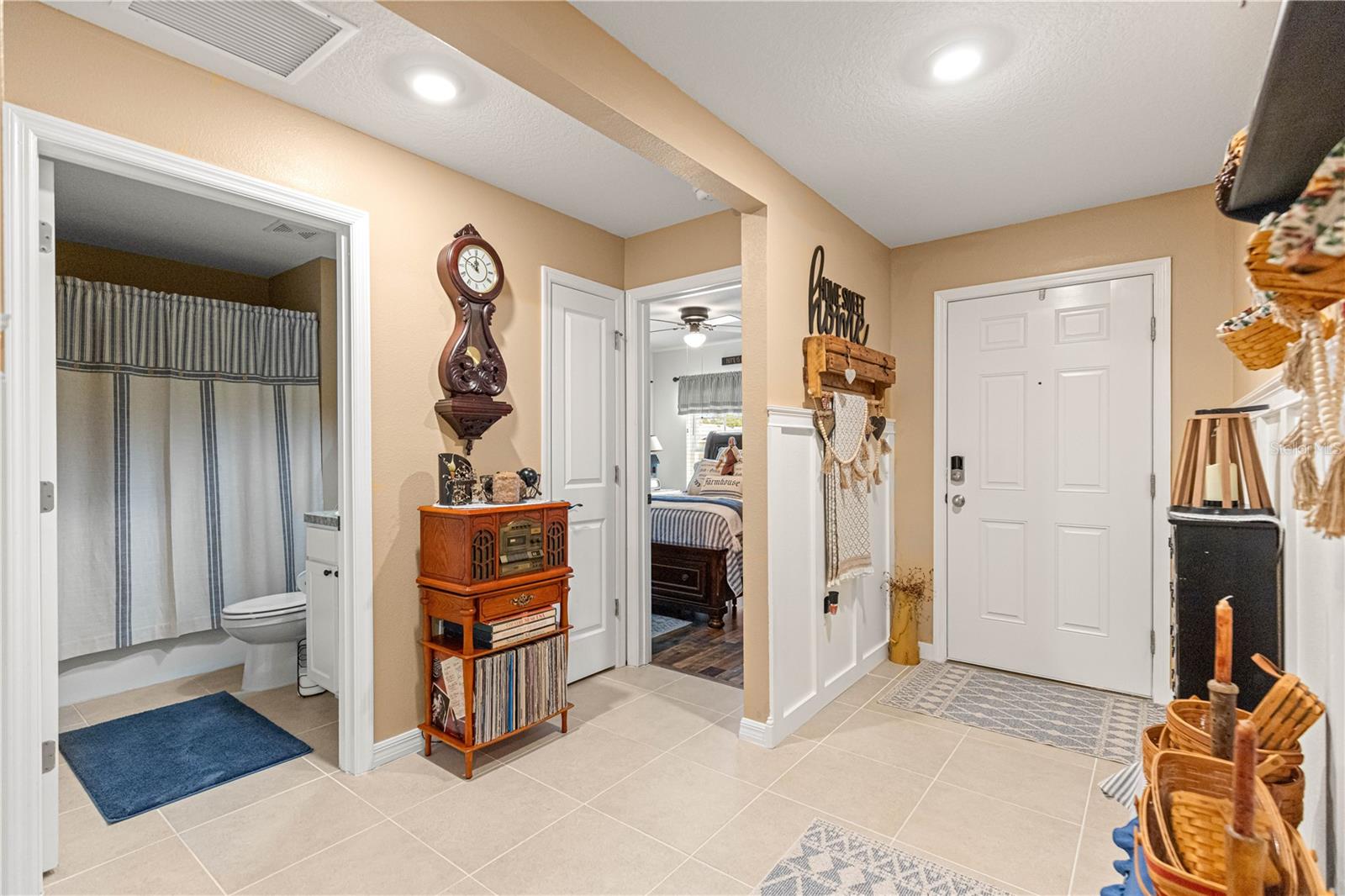 Image 5 of 50 For 646 65th Avenue