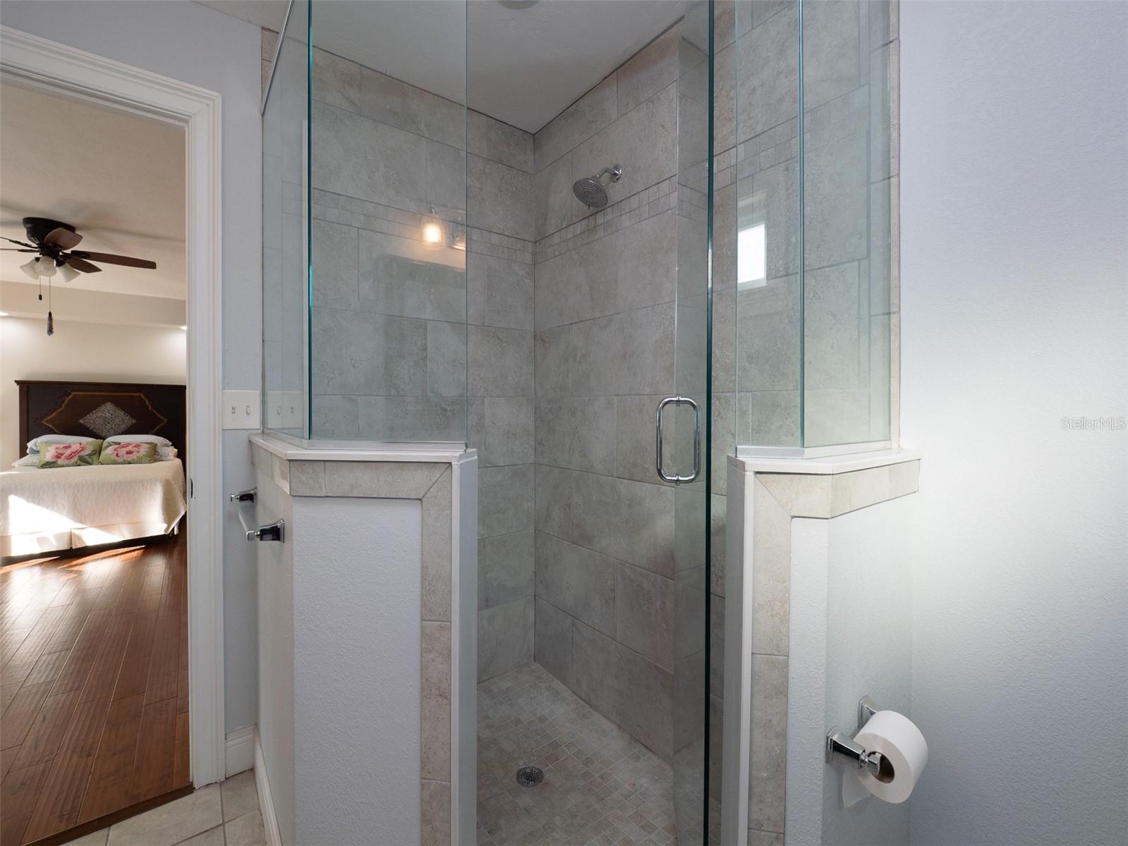 Image 15 of 27 For 6470 90th Avenue