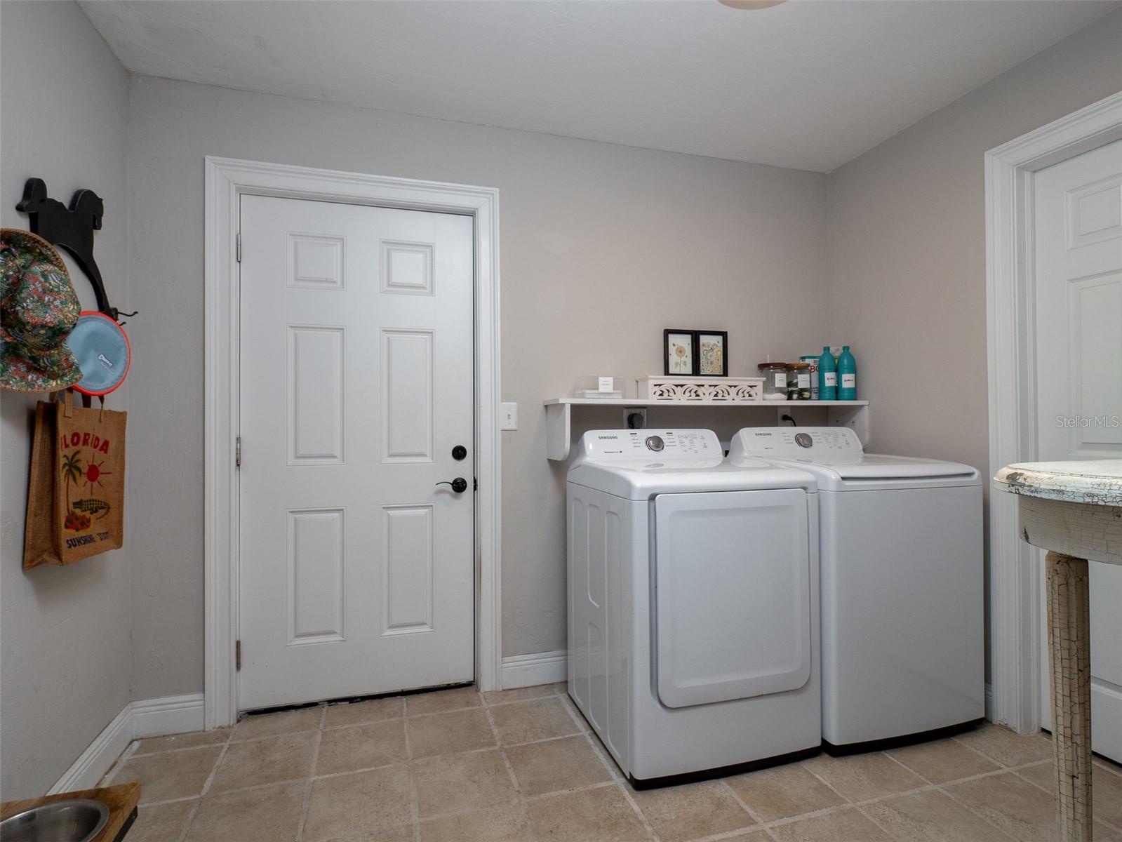 Image 19 of 27 For 6470 90th Avenue