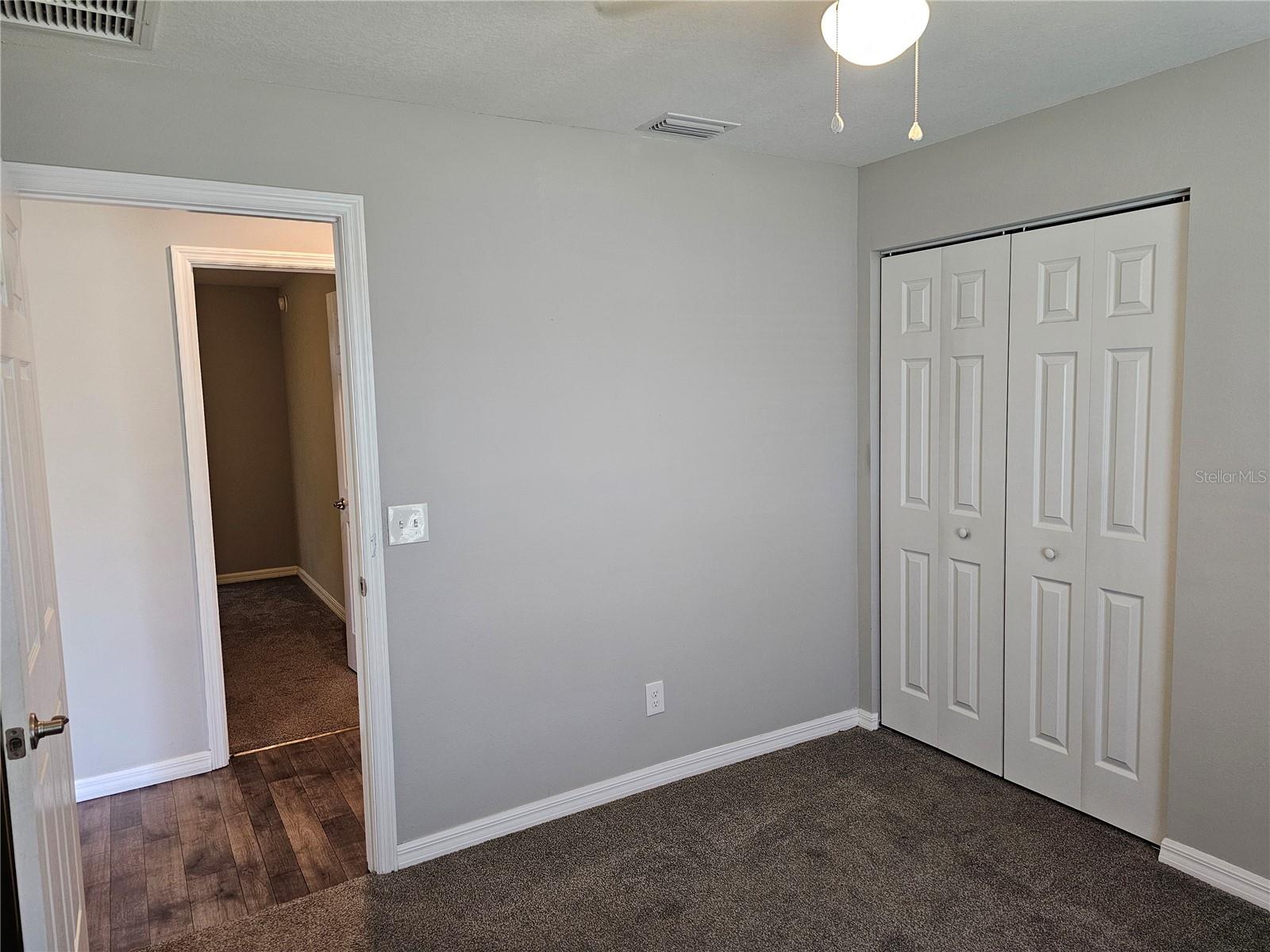 Image 11 of 16 For 8 Hemlock Terrace Place