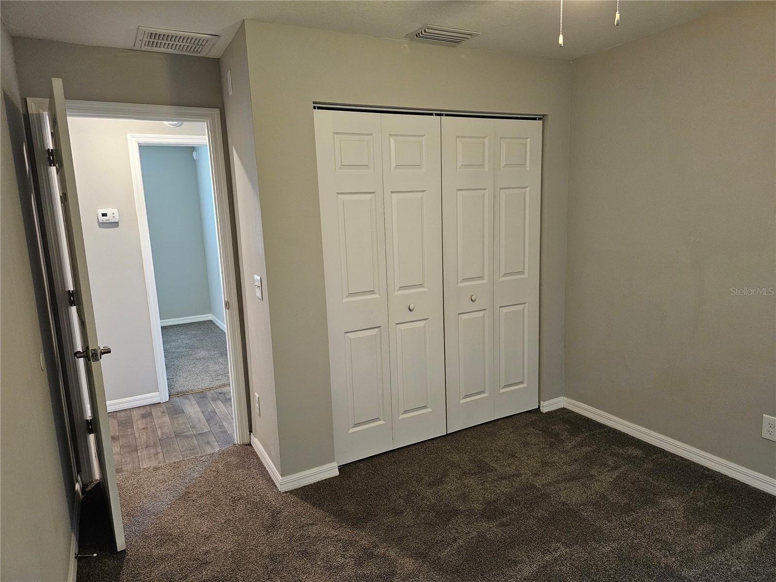 Image 12 of 16 For 8 Hemlock Terrace Place