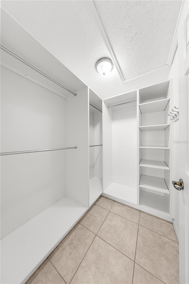 Image 13 of 22 For 1701 24th Road 1702