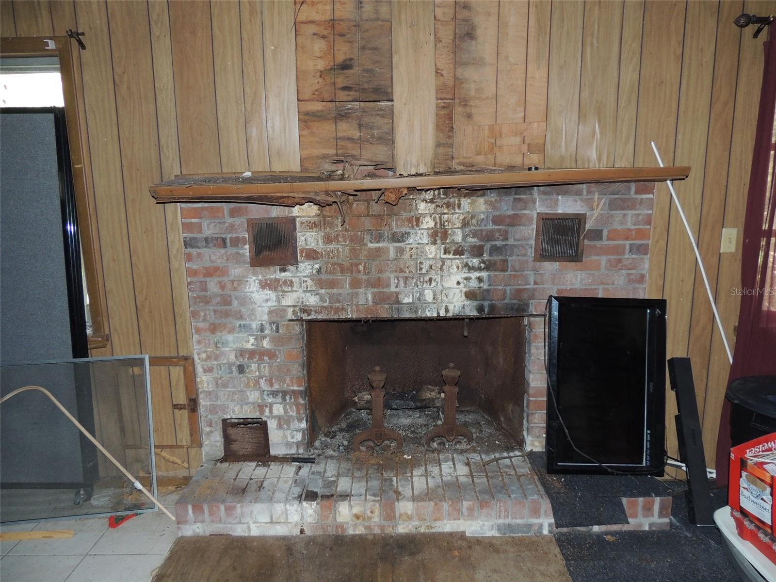 Image 28 of 41 For 120 2nd Street