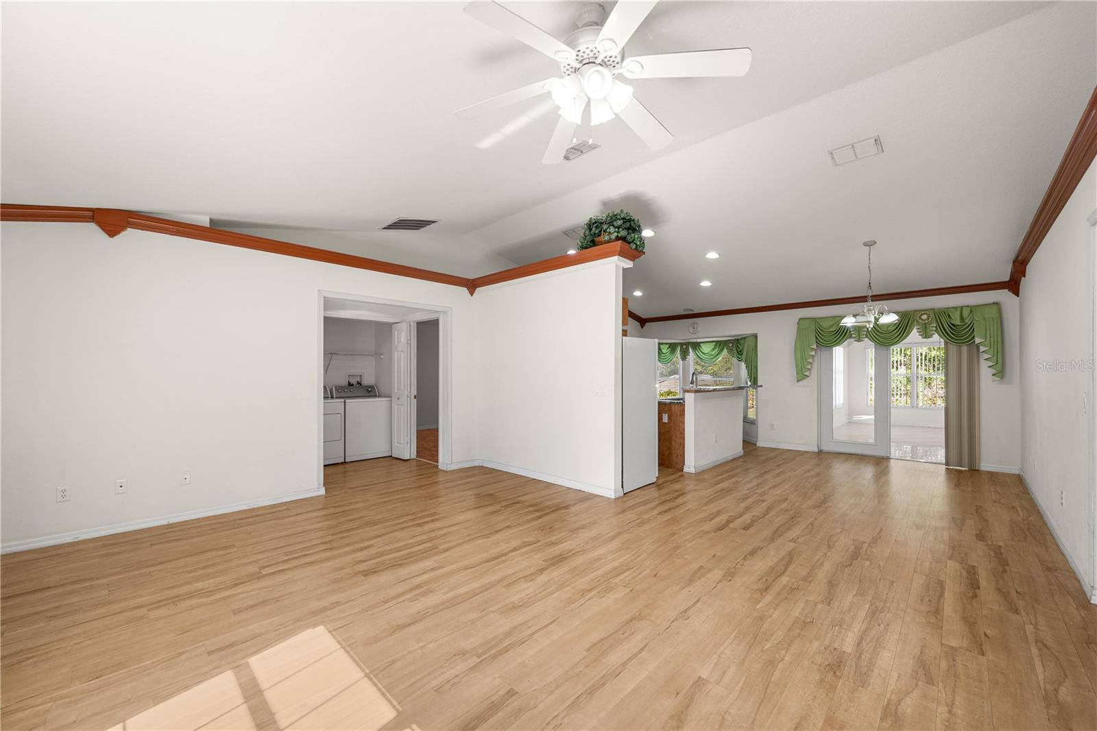 Image 6 of 36 For 9319 161st Place