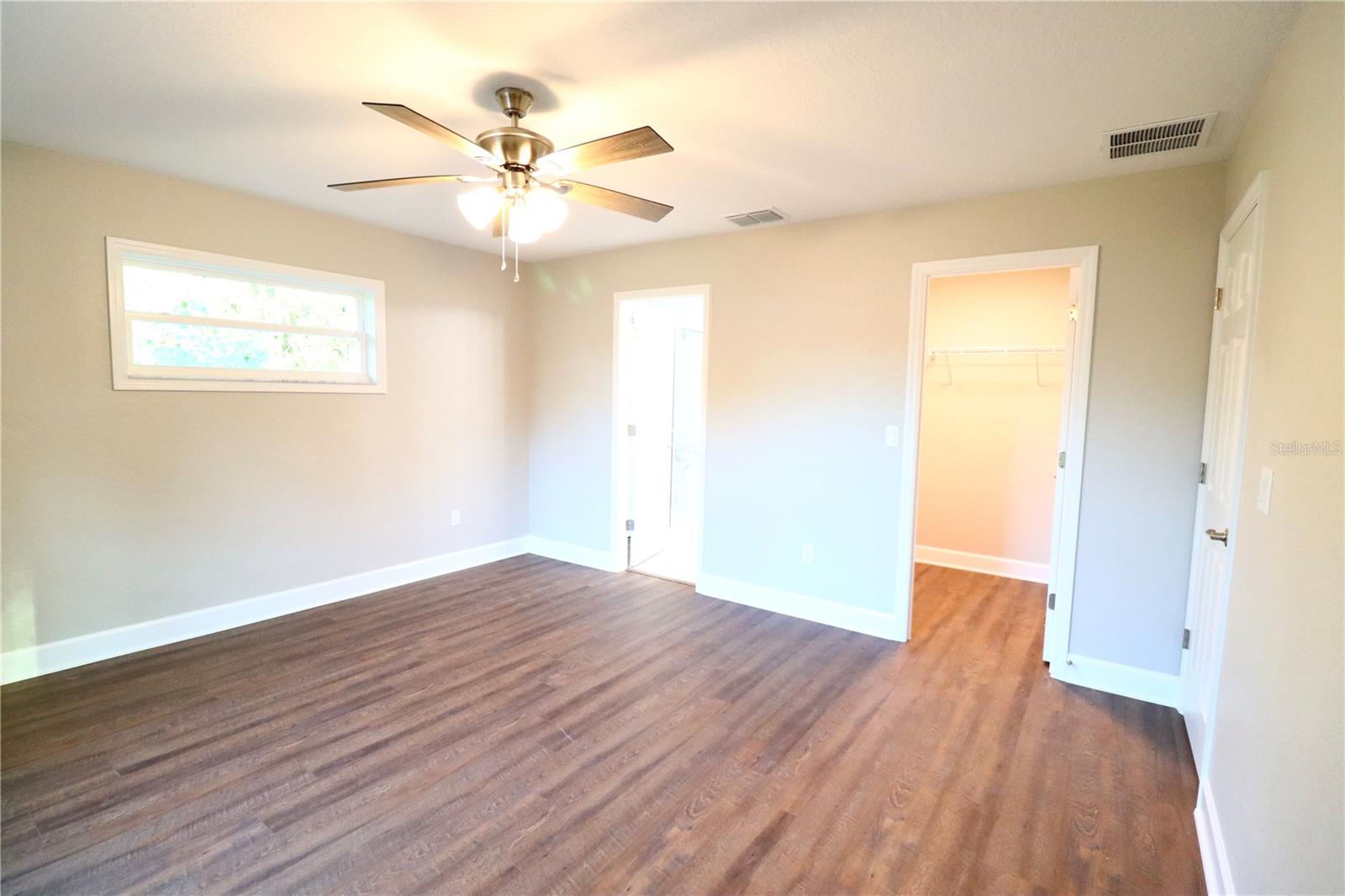 Image 12 of 25 For 4280 137th Street