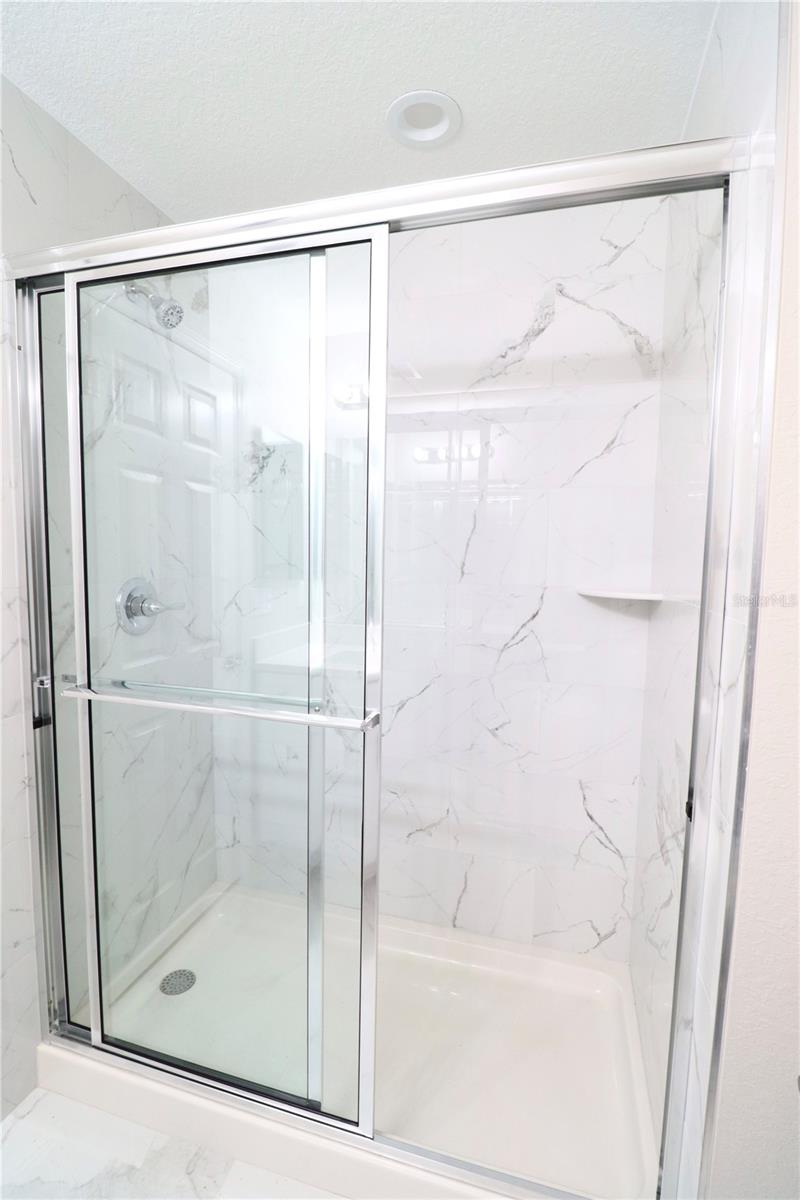 Image 16 of 25 For 4280 137th Street