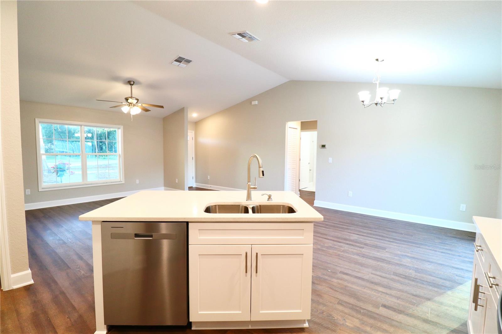 Image 8 of 25 For 4280 137th Street