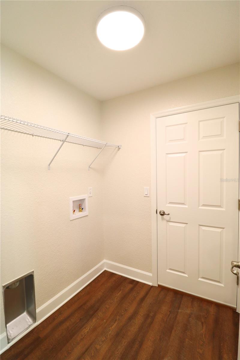 Image 16 of 33 For 13869 41st Court