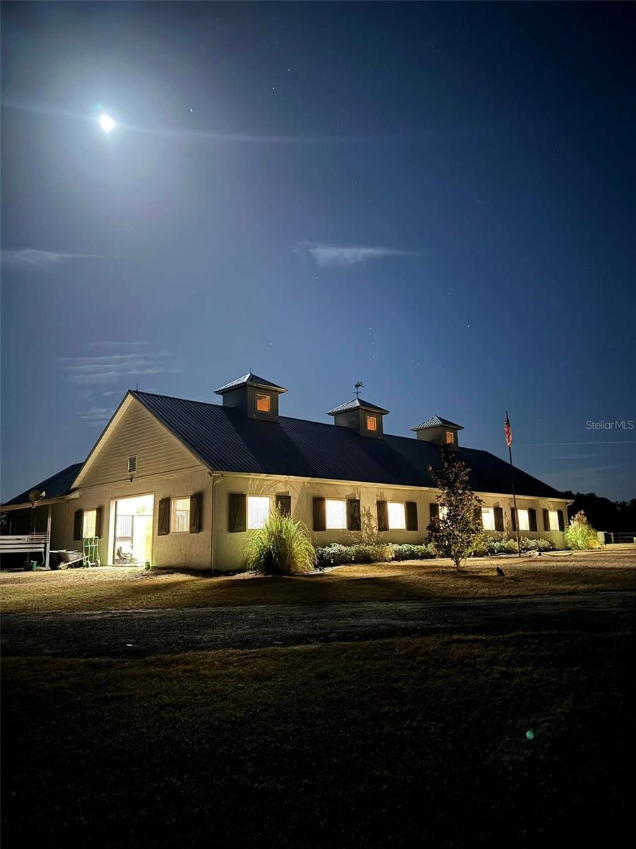 Listing photo id 0 for 4991 212th Court