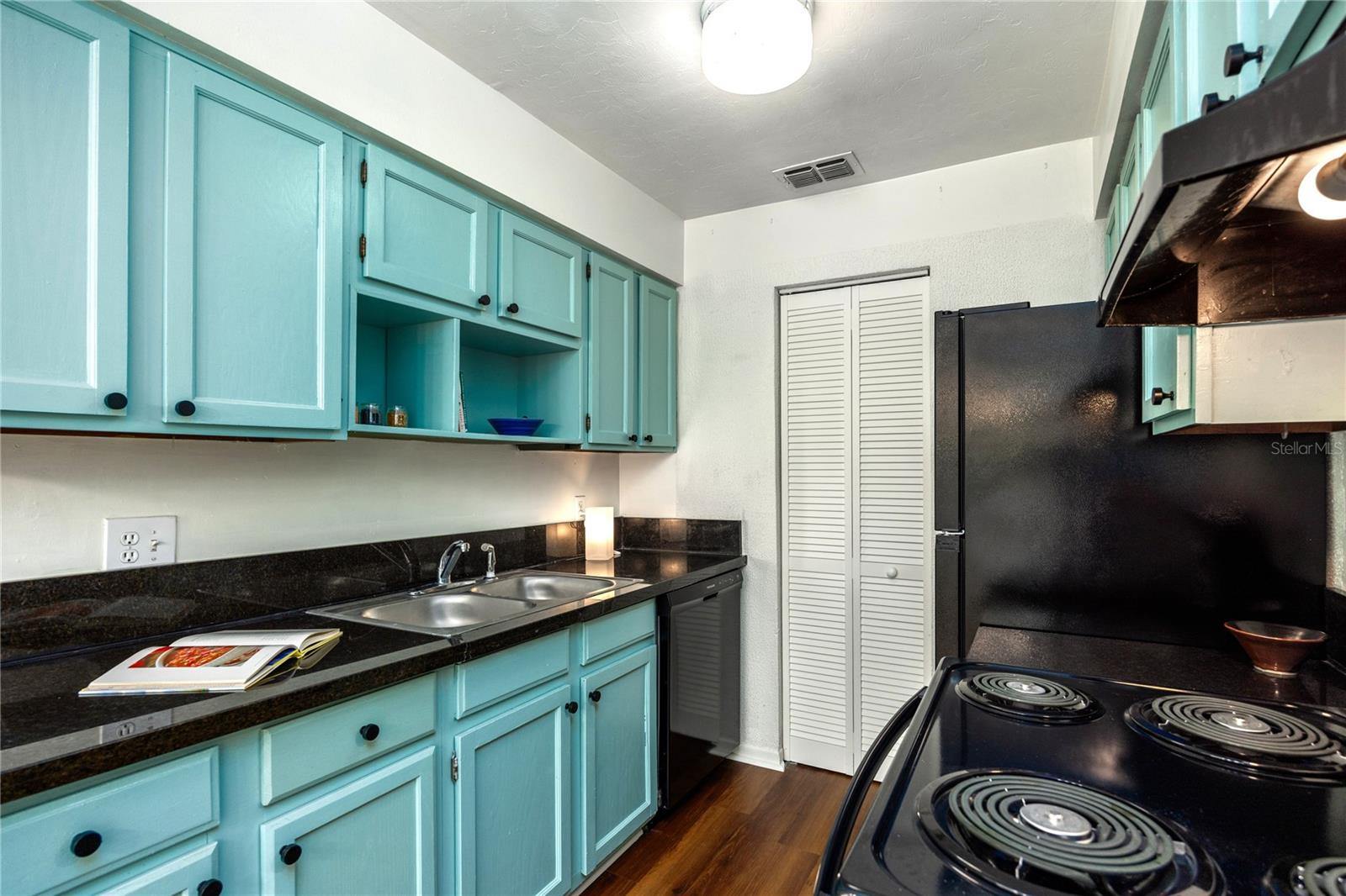 Image 11 of 40 For 6708 45th Avenue