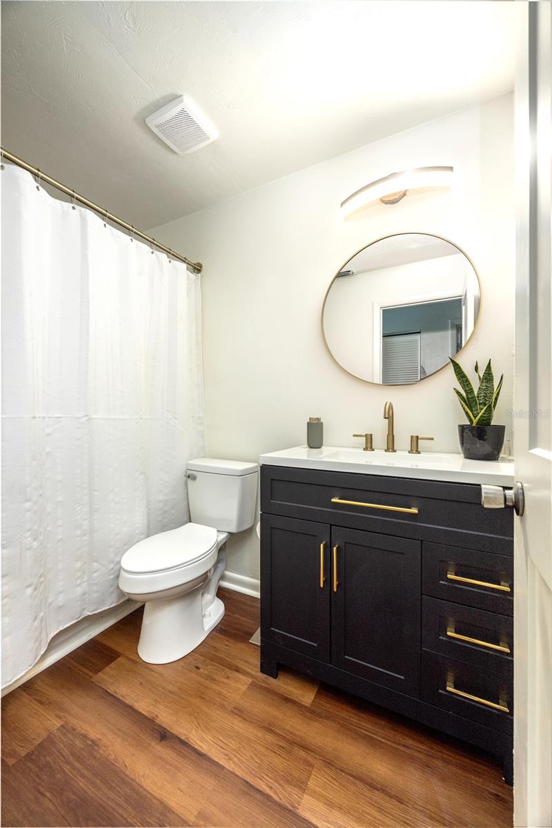 Image 26 of 40 For 6708 45th Avenue