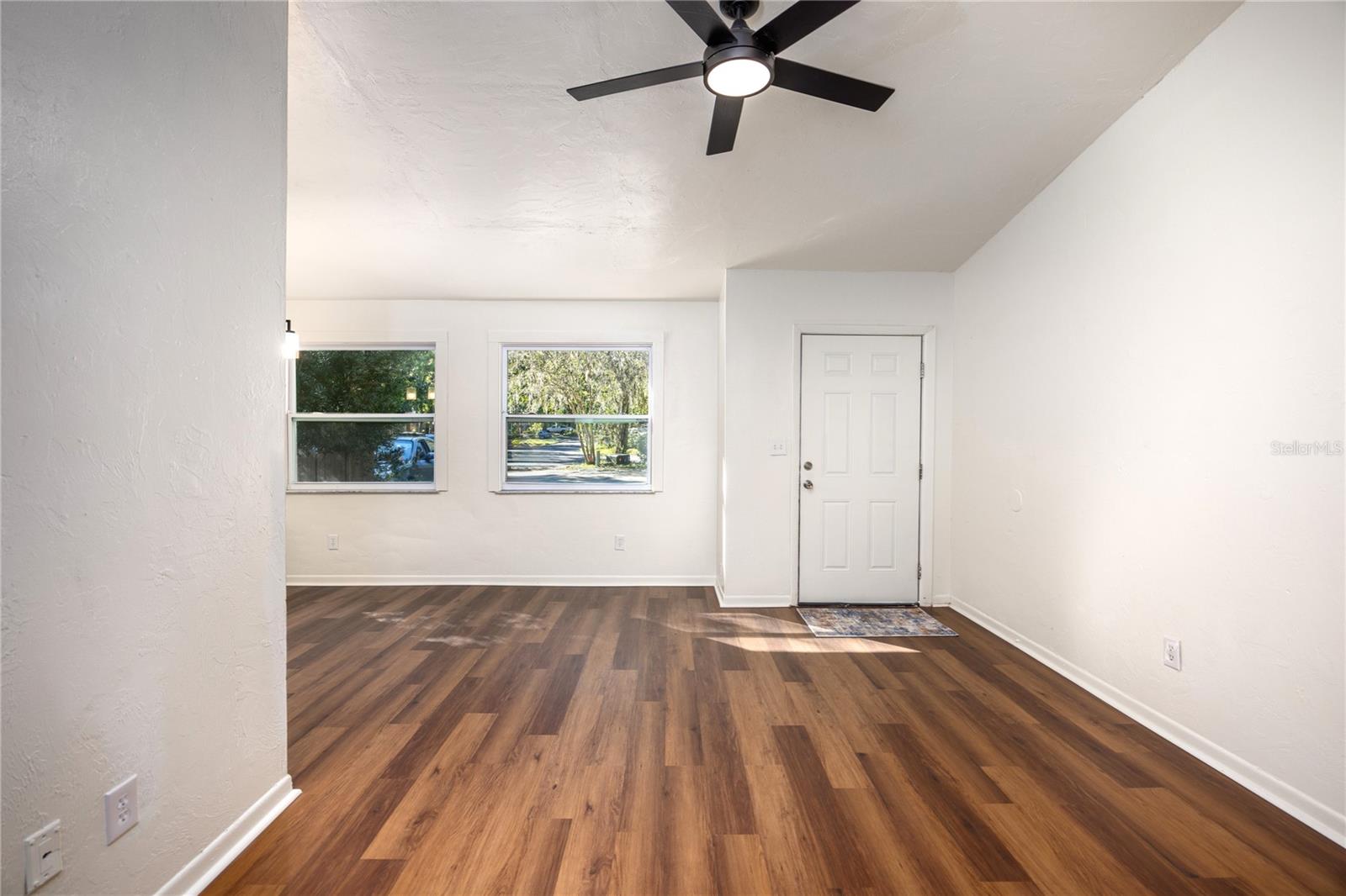 Image 32 of 40 For 6708 45th Avenue