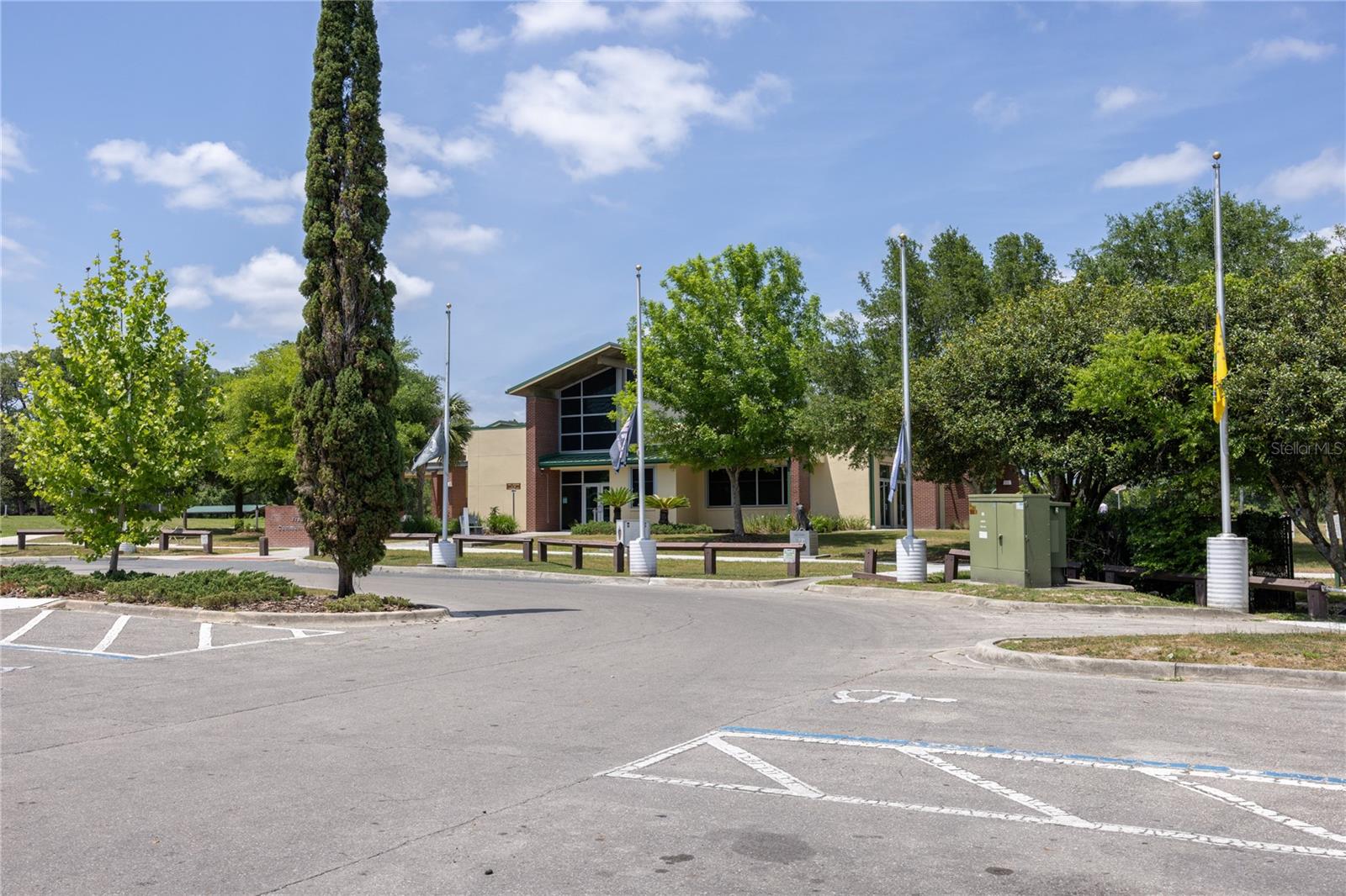 Image 37 of 40 For 6708 45th Avenue