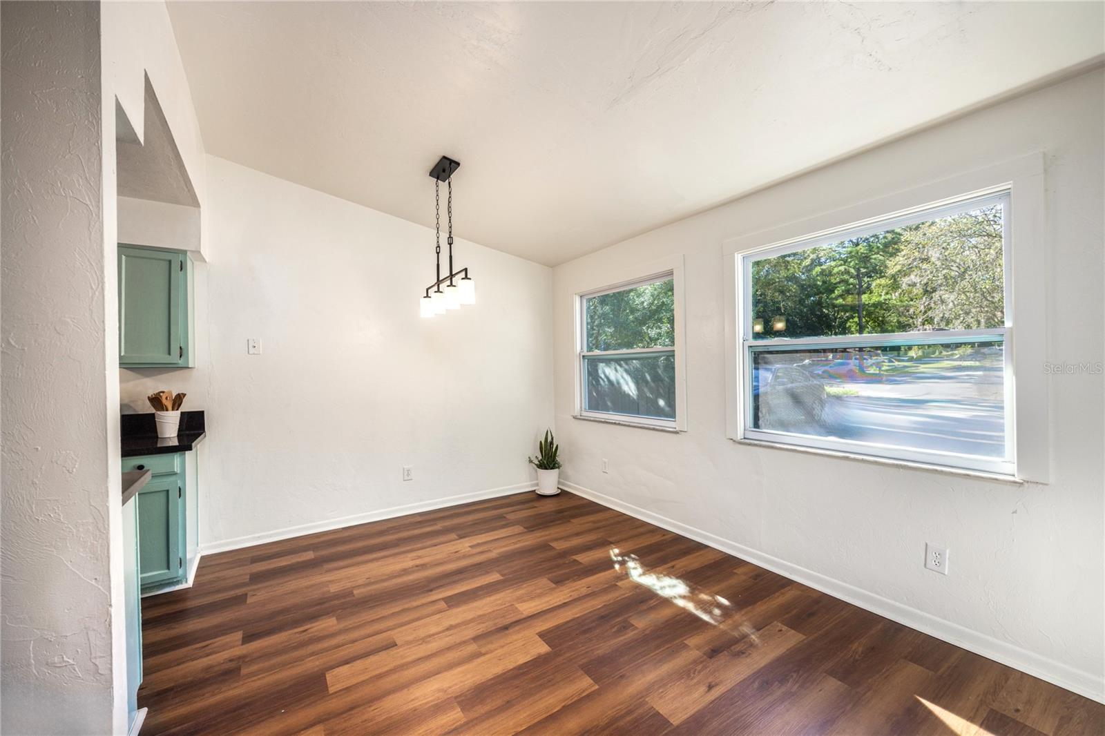 Image 8 of 40 For 6708 45th Avenue