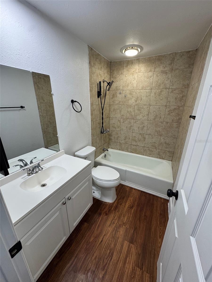 Image 15 of 17 For 1723-1723 2nd Street