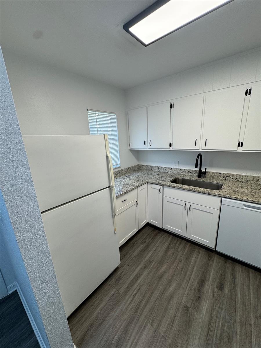 Image 4 of 17 For 1723-1723 2nd Street