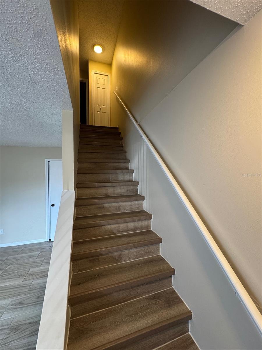 Image 11 of 17 For 1422-1422 17th Avenue