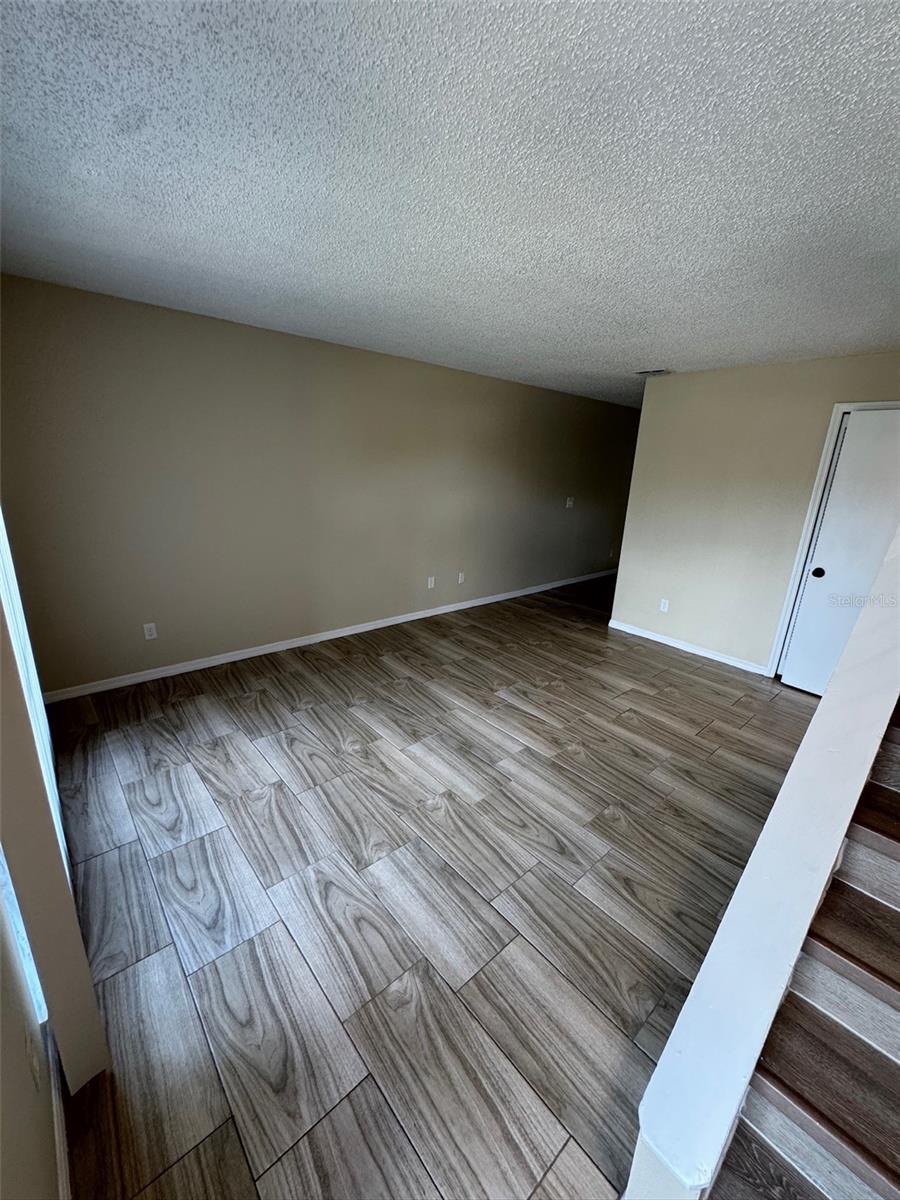 Image 4 of 17 For 1422-1422 17th Avenue