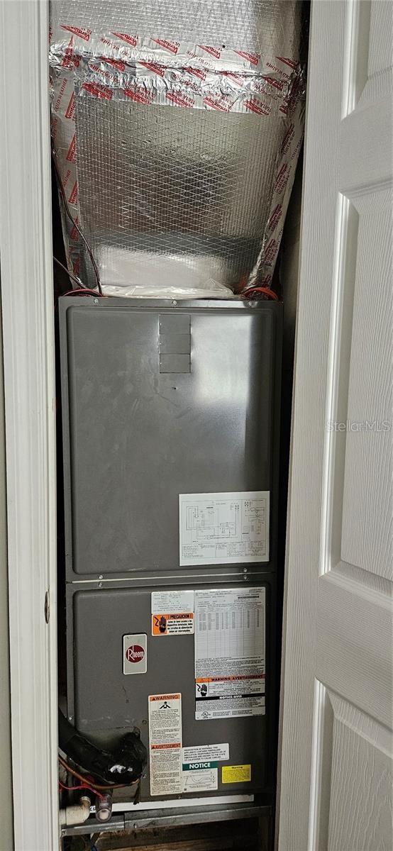 Image 14 of 23 For 2442 7th Street 3