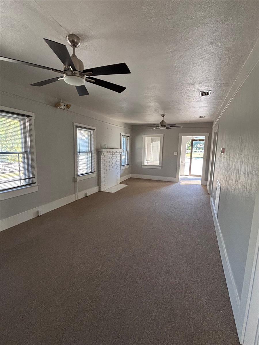 Image 7 of 11 For 1024 8th Avenue