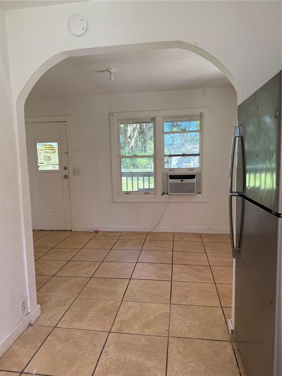 Image 4 of 9 For 5976 115th Street