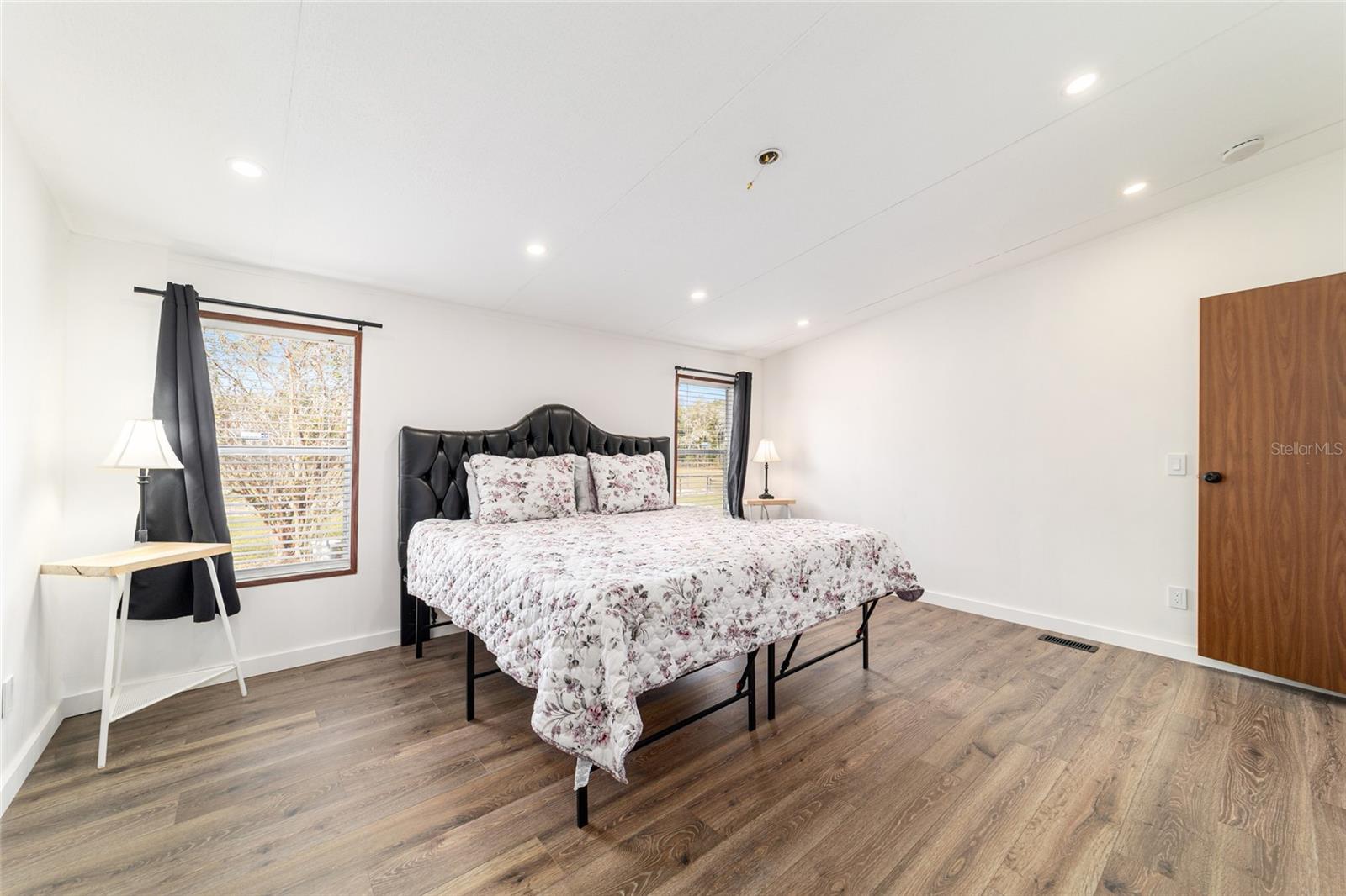 Image 30 of 63 For 5150 117 Avenue