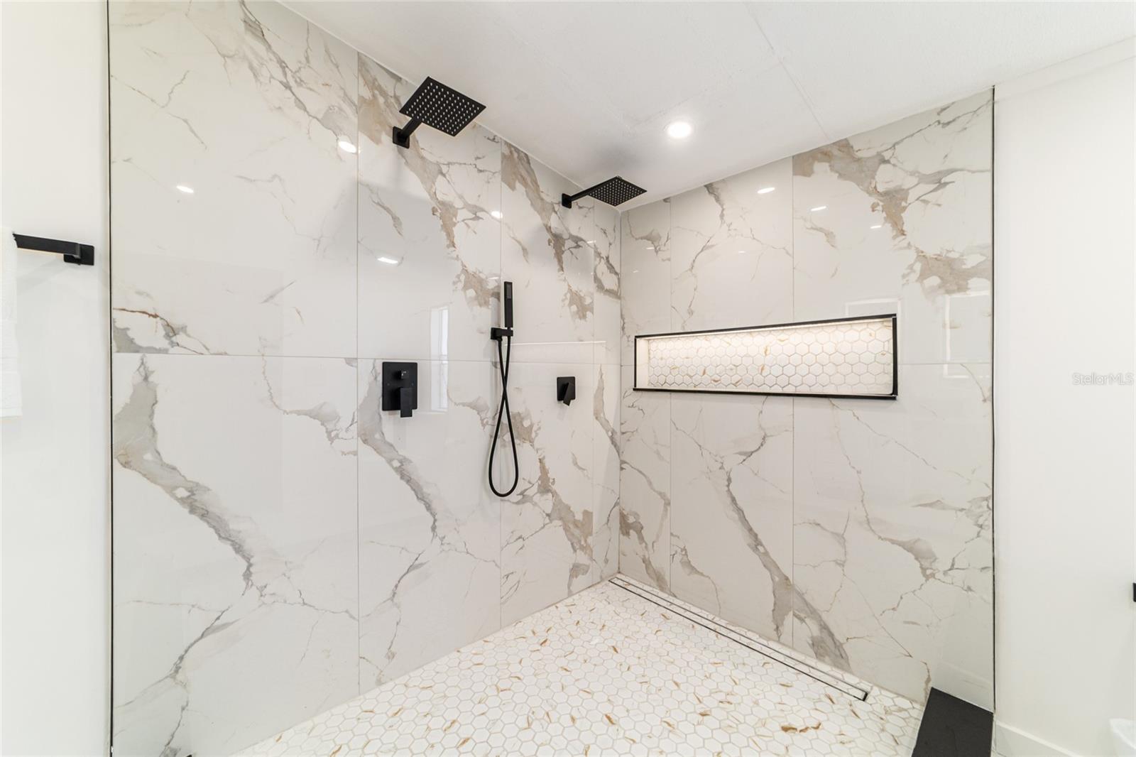 Image 35 of 63 For 5150 117 Avenue