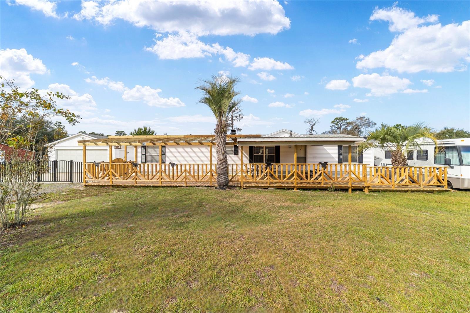 Image 7 of 63 For 5150 117 Avenue