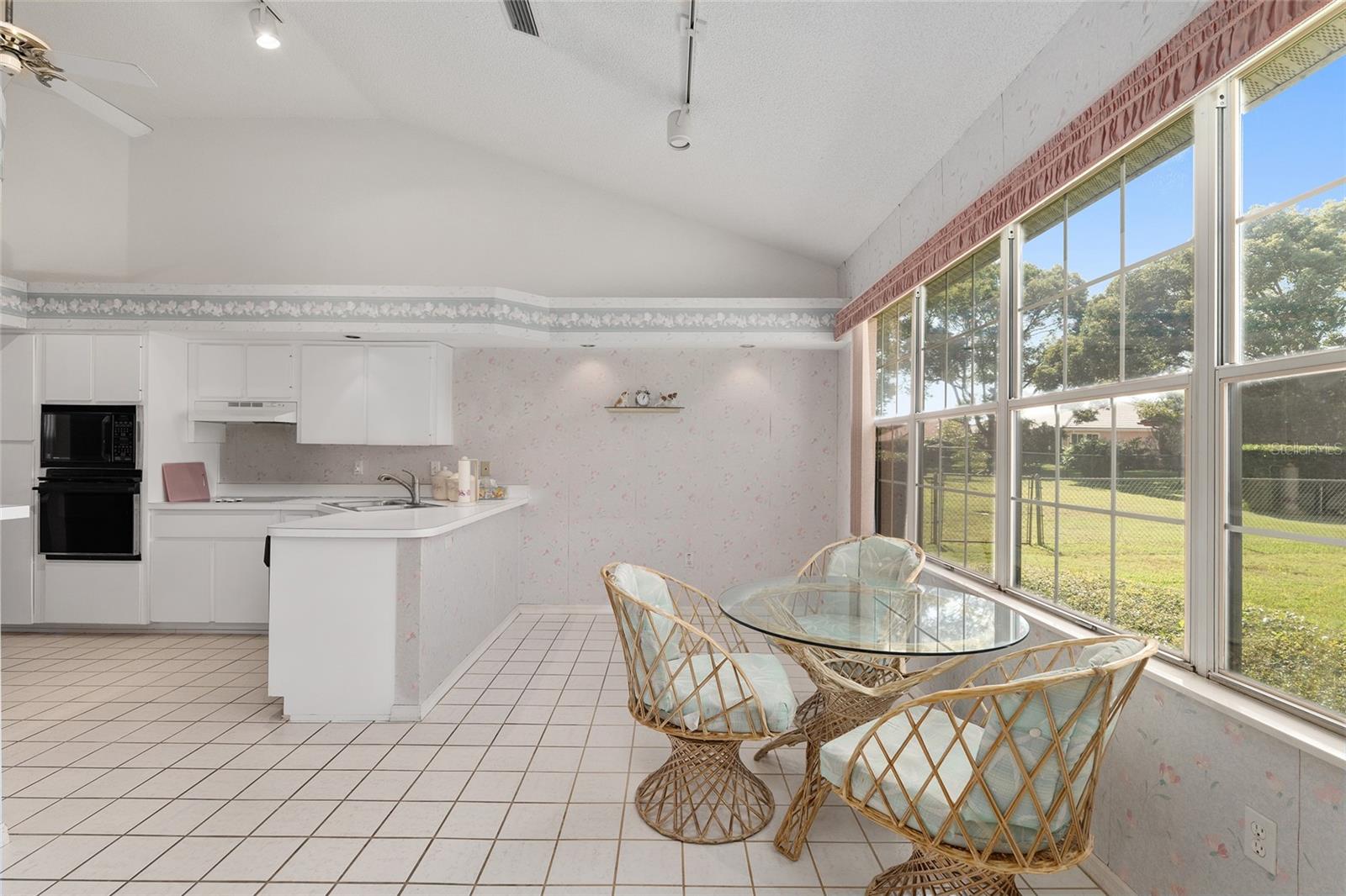 Image 55 of 75 For 11436 Sw 82nd Ave