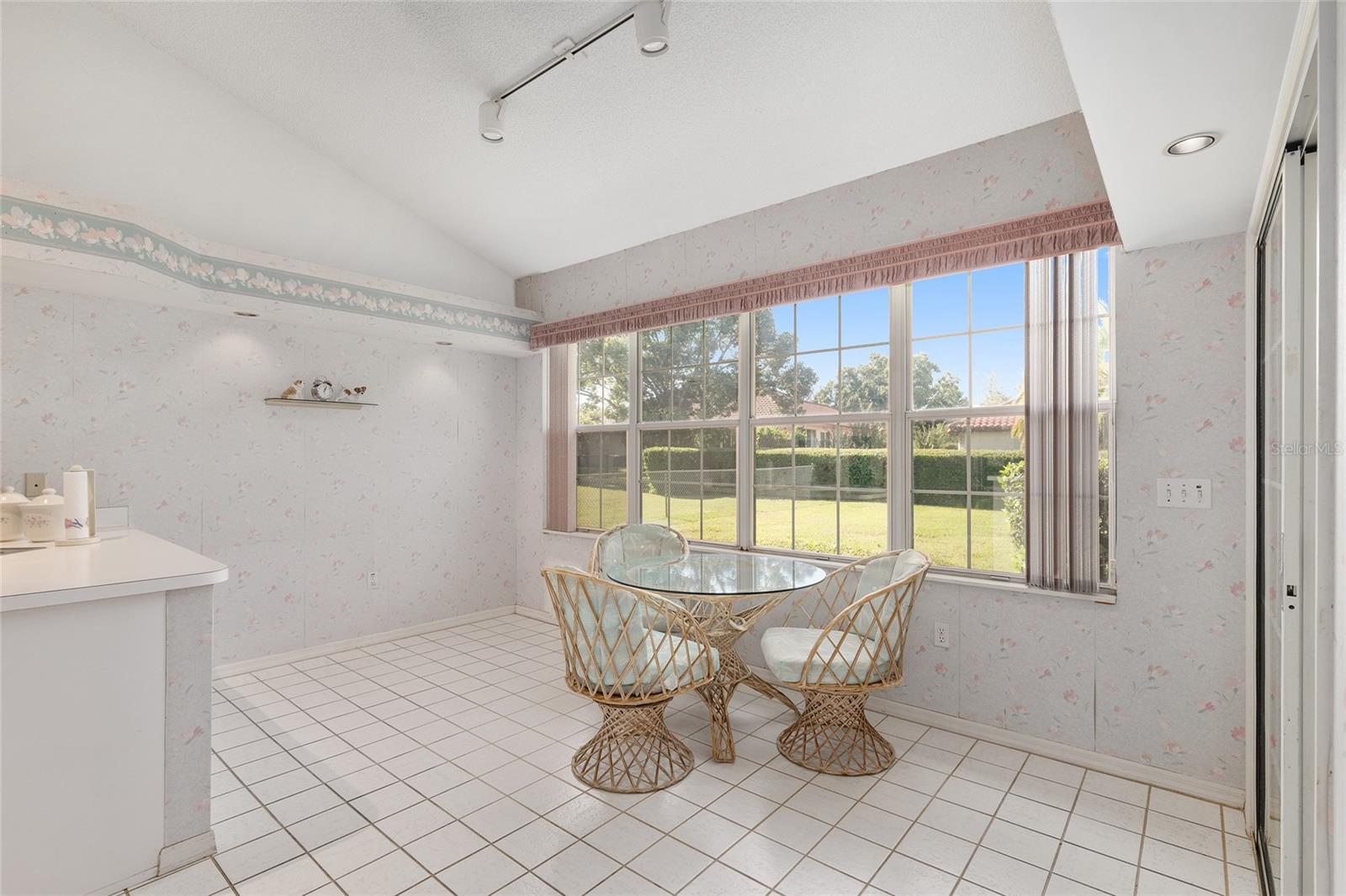 Image 56 of 75 For 11436 Sw 82nd Ave