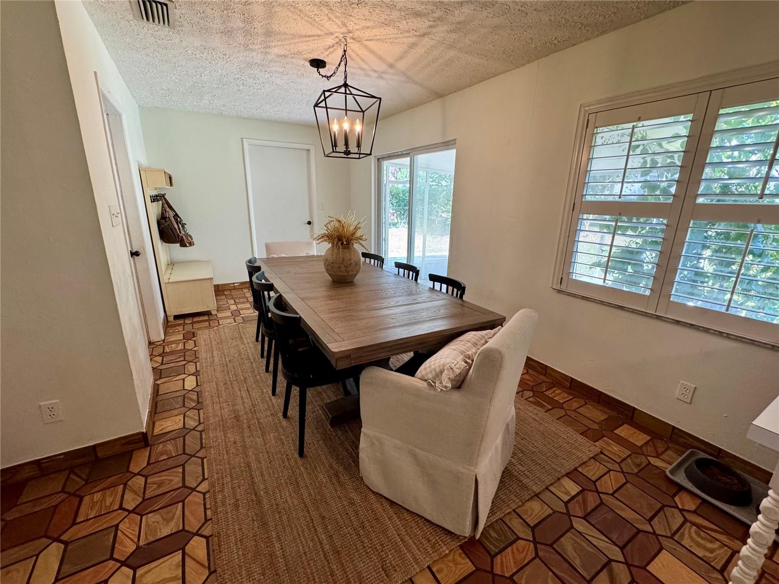 Image 26 of 38 For 525 21st Avenue