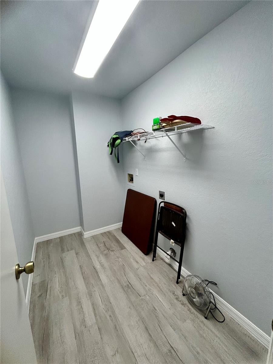 Image 20 of 34 For 3 Redwood Road