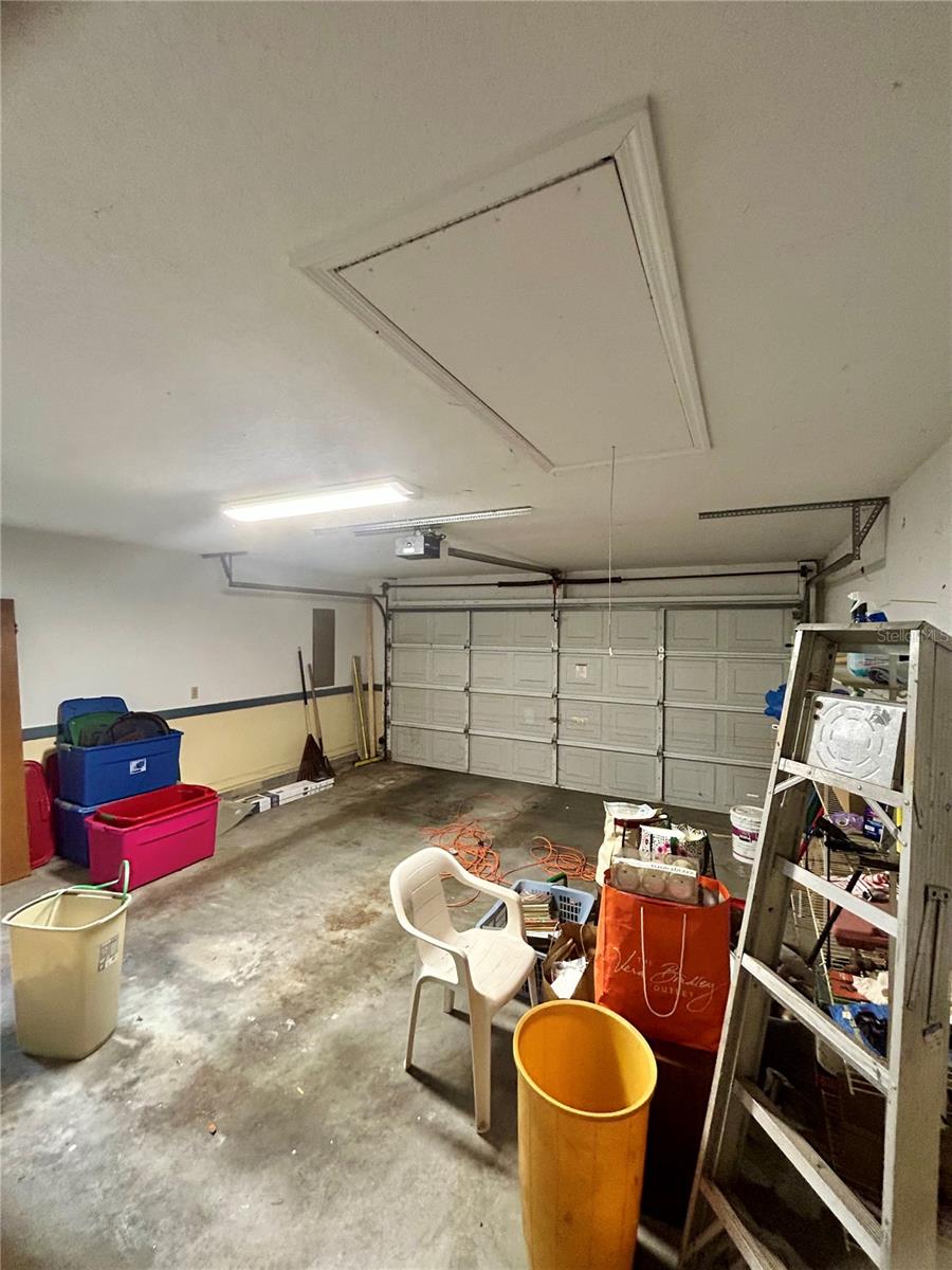 Image 21 of 34 For 3 Redwood Road