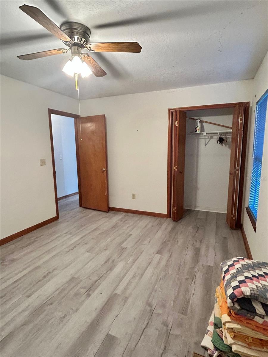 Image 28 of 34 For 3 Redwood Road