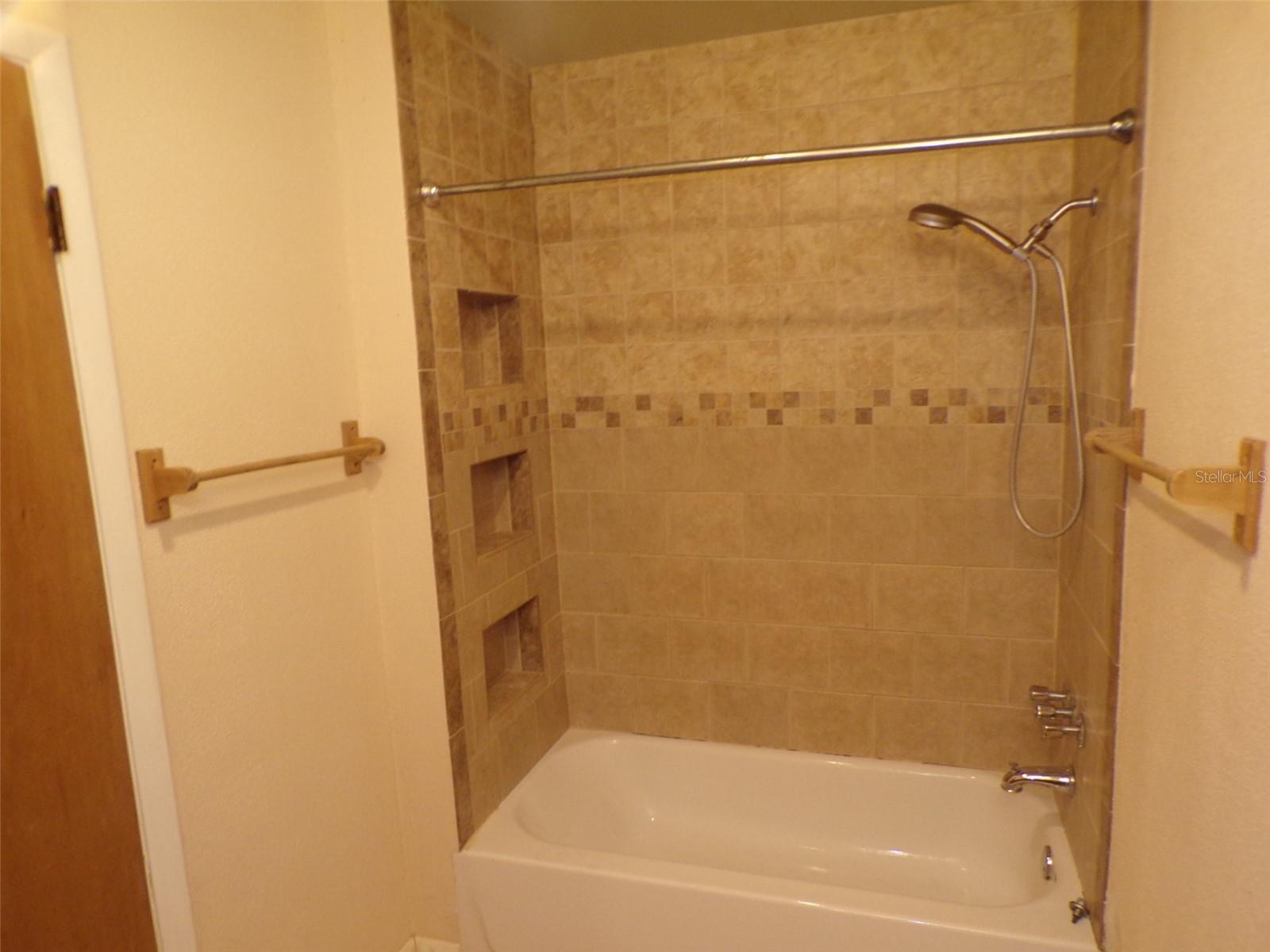 Image 12 of 20 For 2982 110th Street