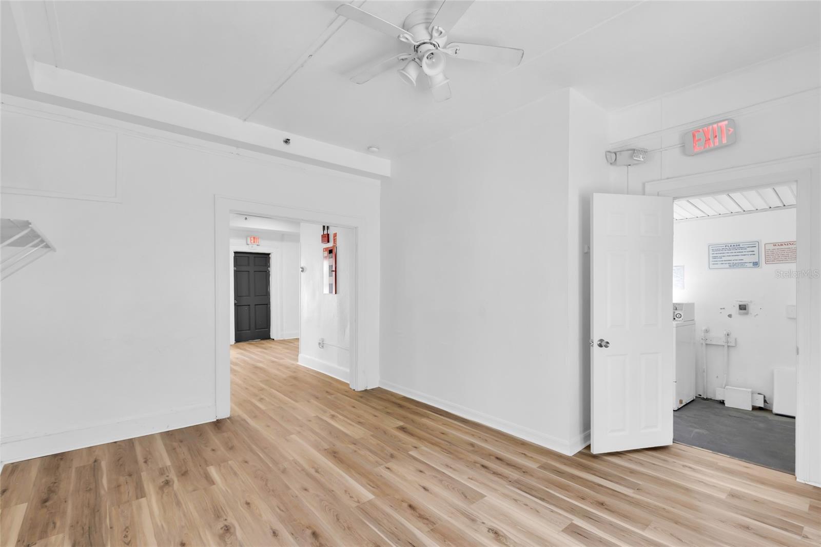 Image 12 of 72 For 1920 8th Road