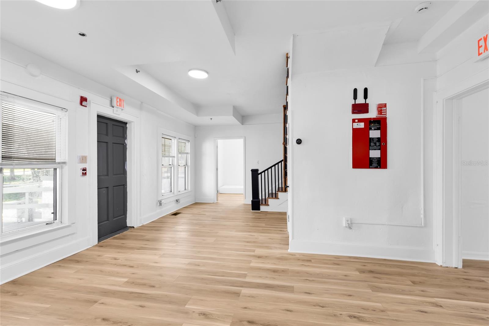 Image 22 of 72 For 1920 8th Road