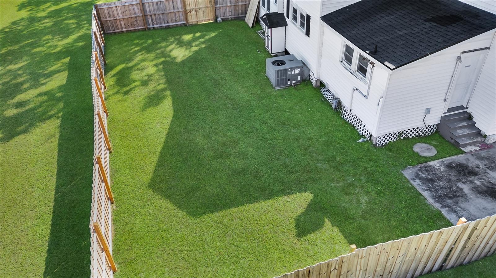 Image 40 of 72 For 1920 8th Road