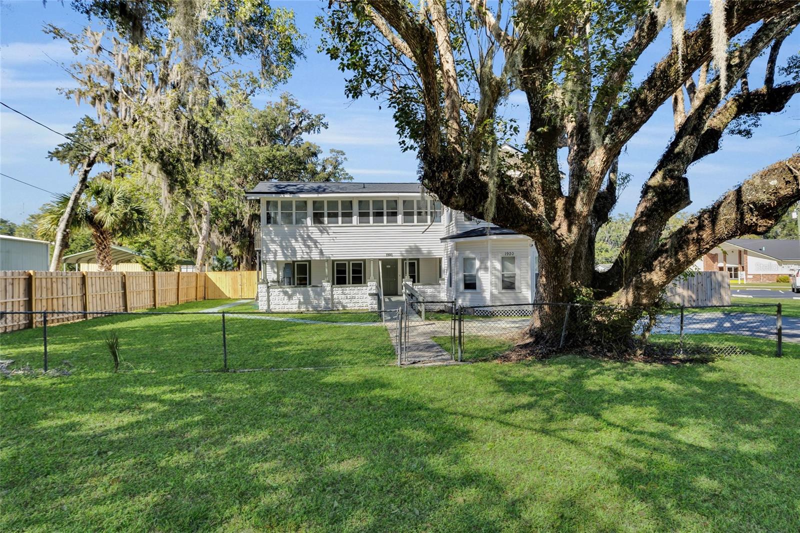 Image 47 of 72 For 1920 8th Road