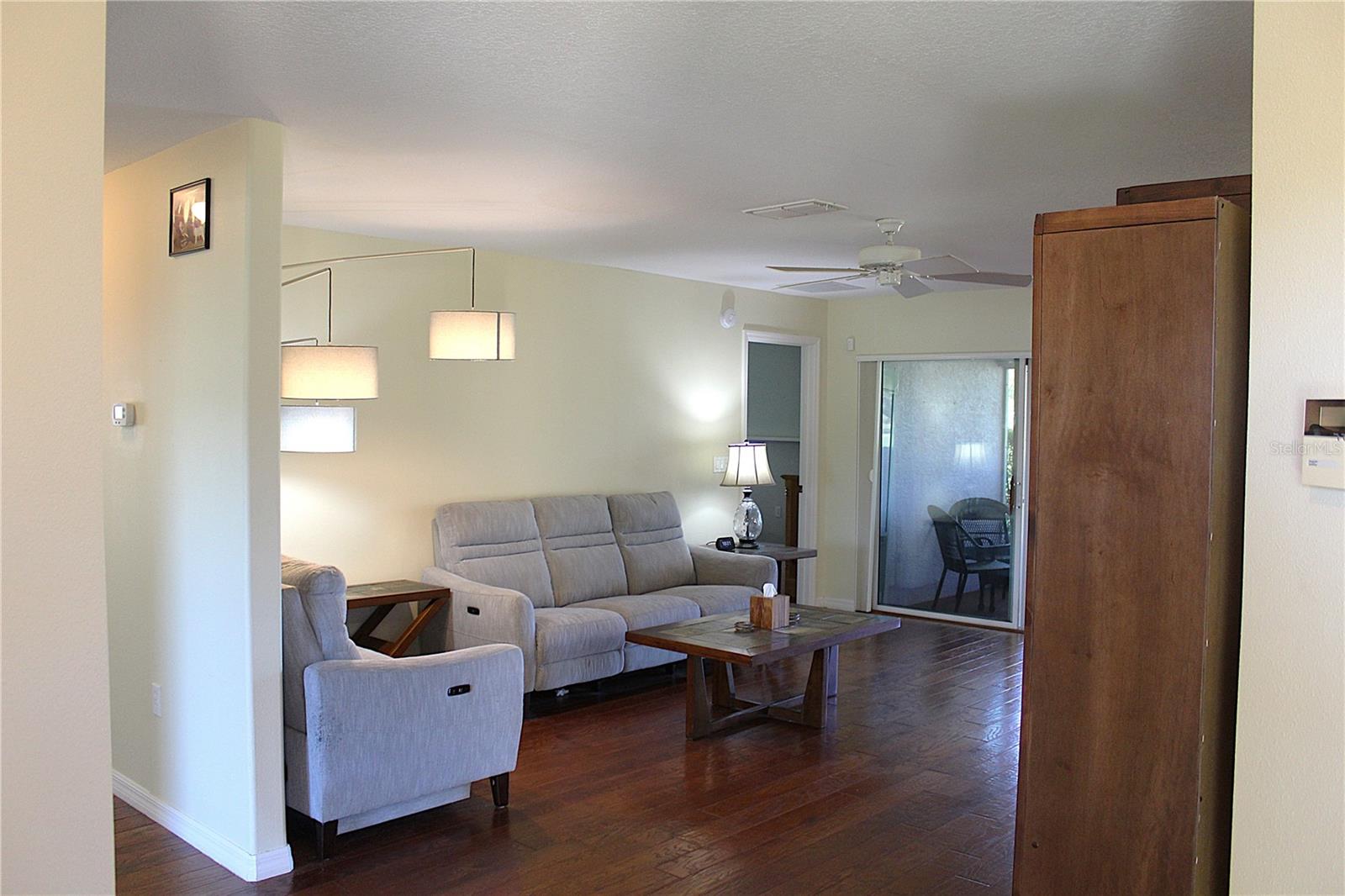 Image 14 of 38 For 9490 94th Court