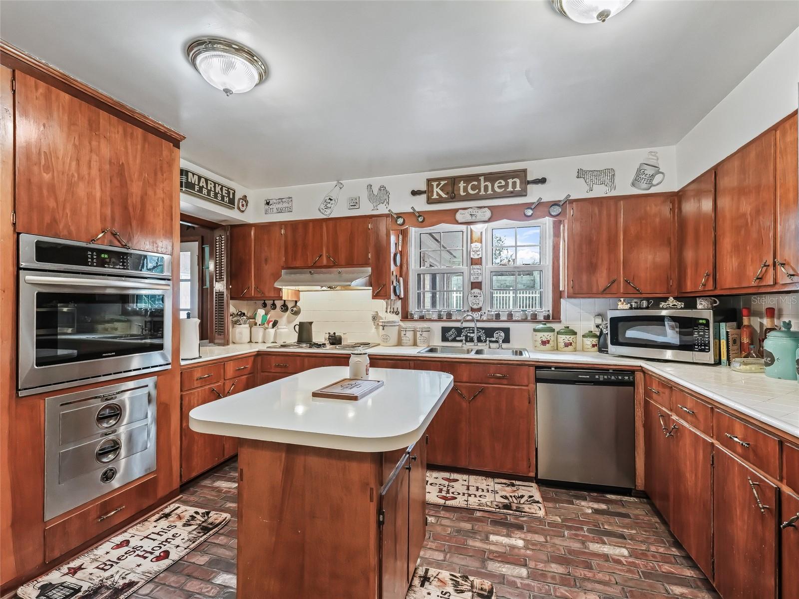 Image 13 of 45 For 6994 320 Highway