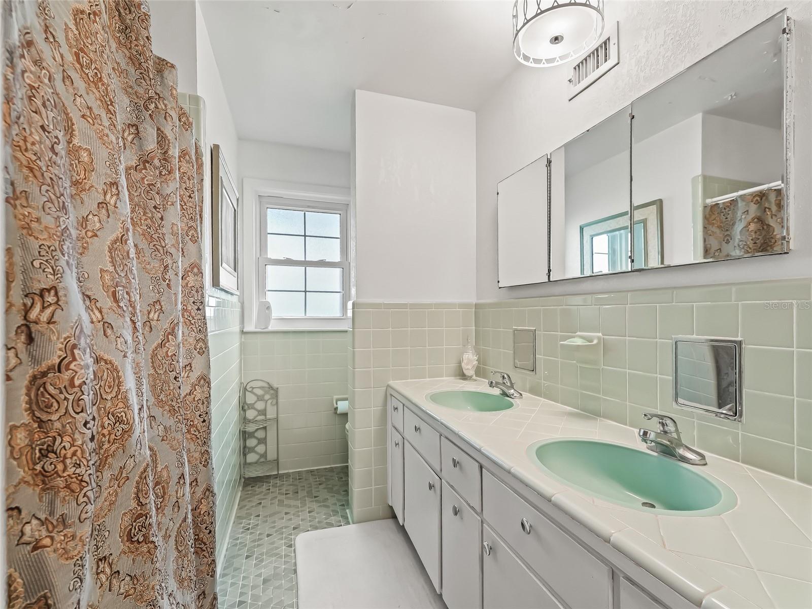 Image 20 of 45 For 6994 320 Highway