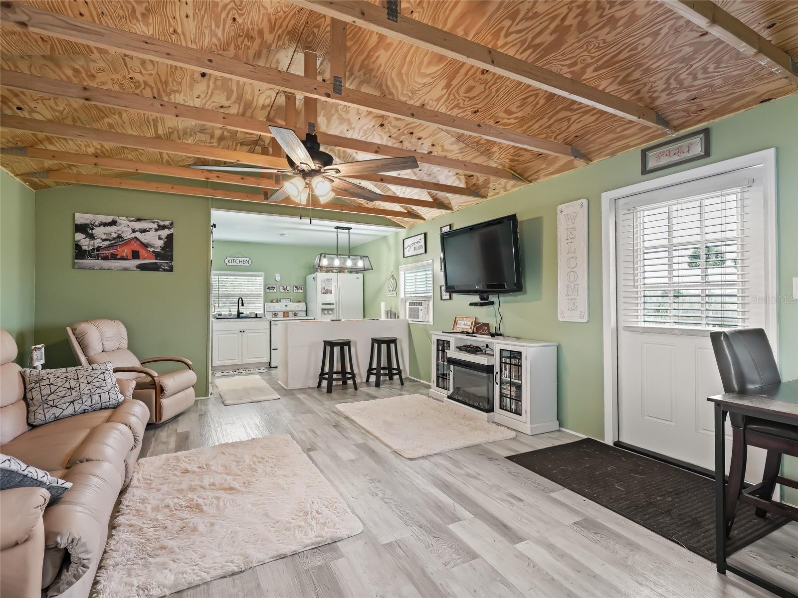 Image 36 of 45 For 6994 320 Highway