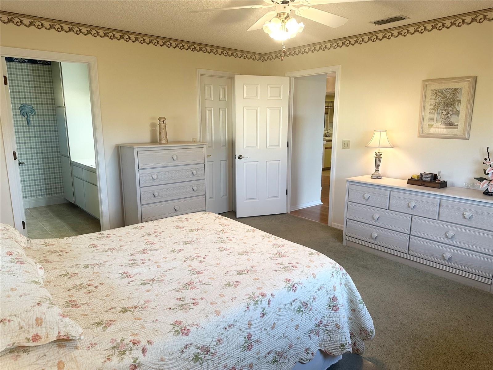 Image 11 of 18 For 10476 178th Street