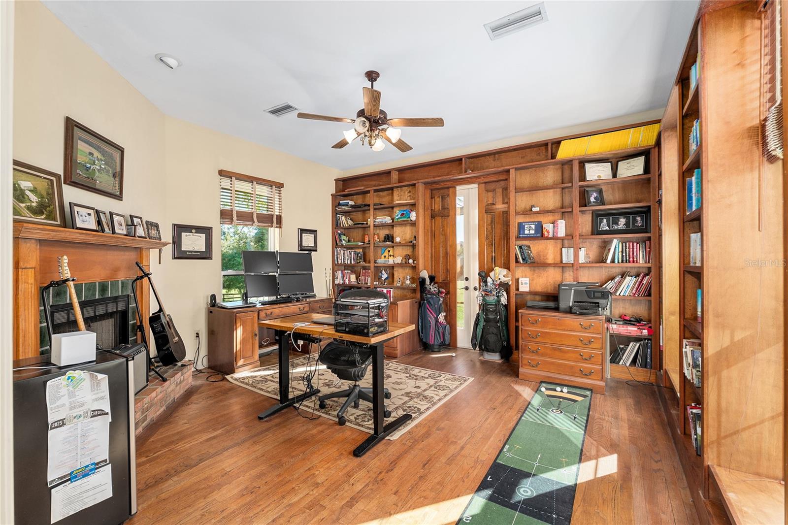 Image 12 of 66 For 901 87th Place