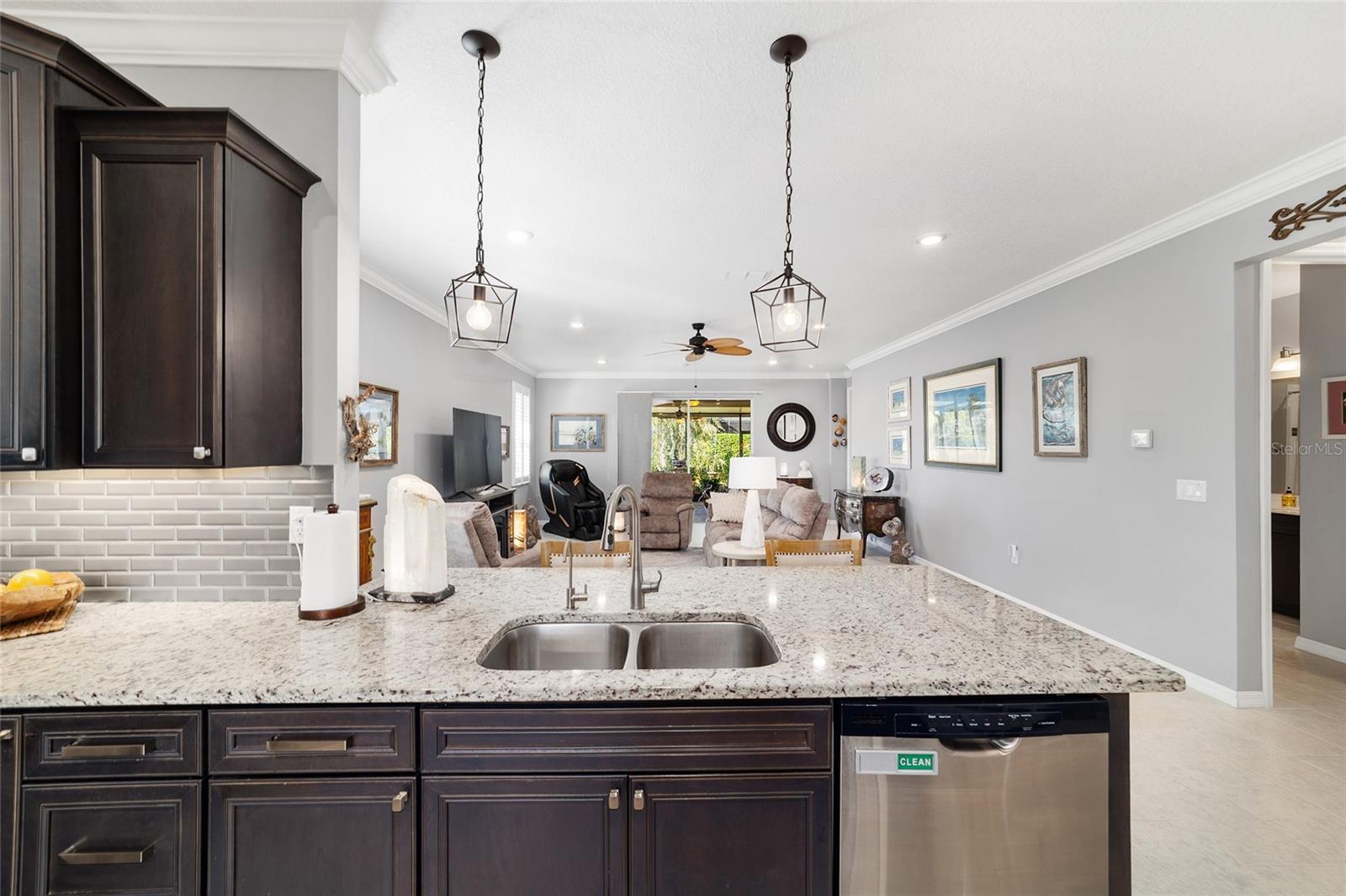 Image 21 of 40 For 10119 88th Street