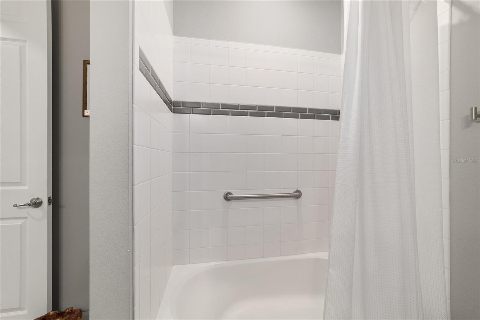 Image 31 of 40 For 10119 88th Street