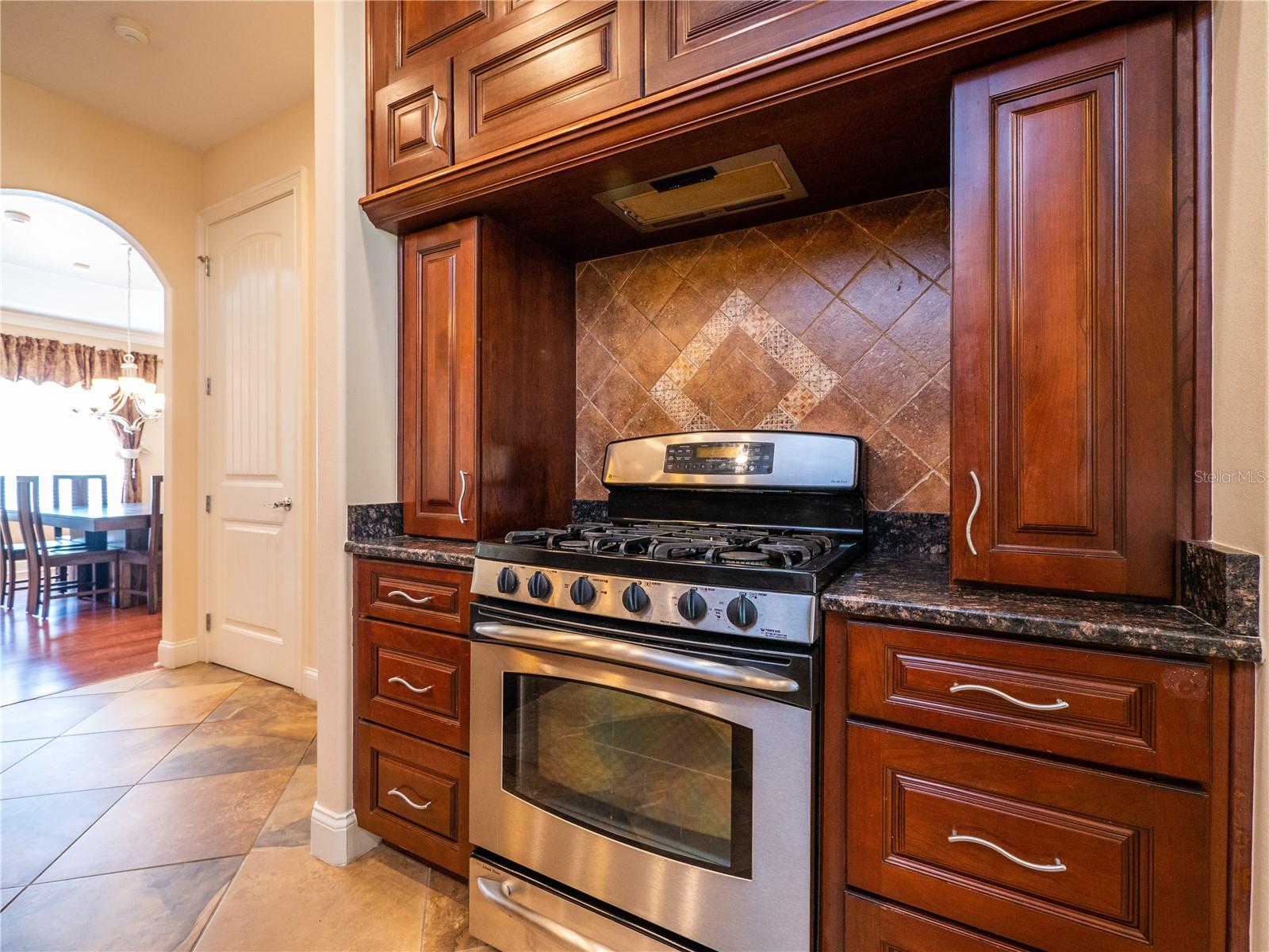 Image 4 of 43 For 1719 27th Place