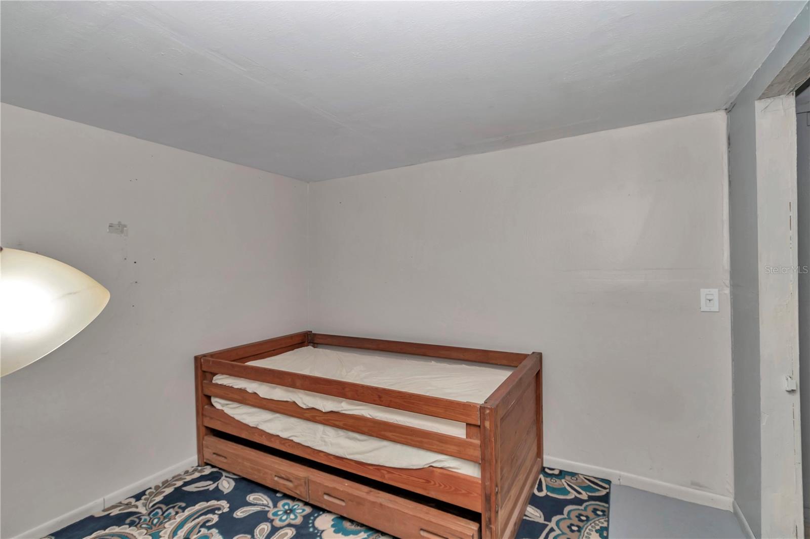 Image 24 of 65 For 20840 Chestnut Street