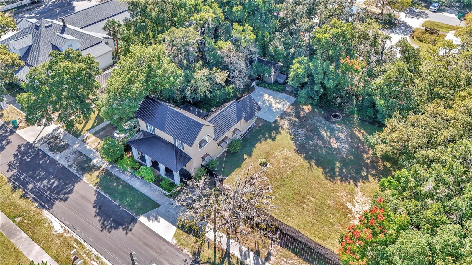 Image 57 of 65 For 20840 Chestnut Street